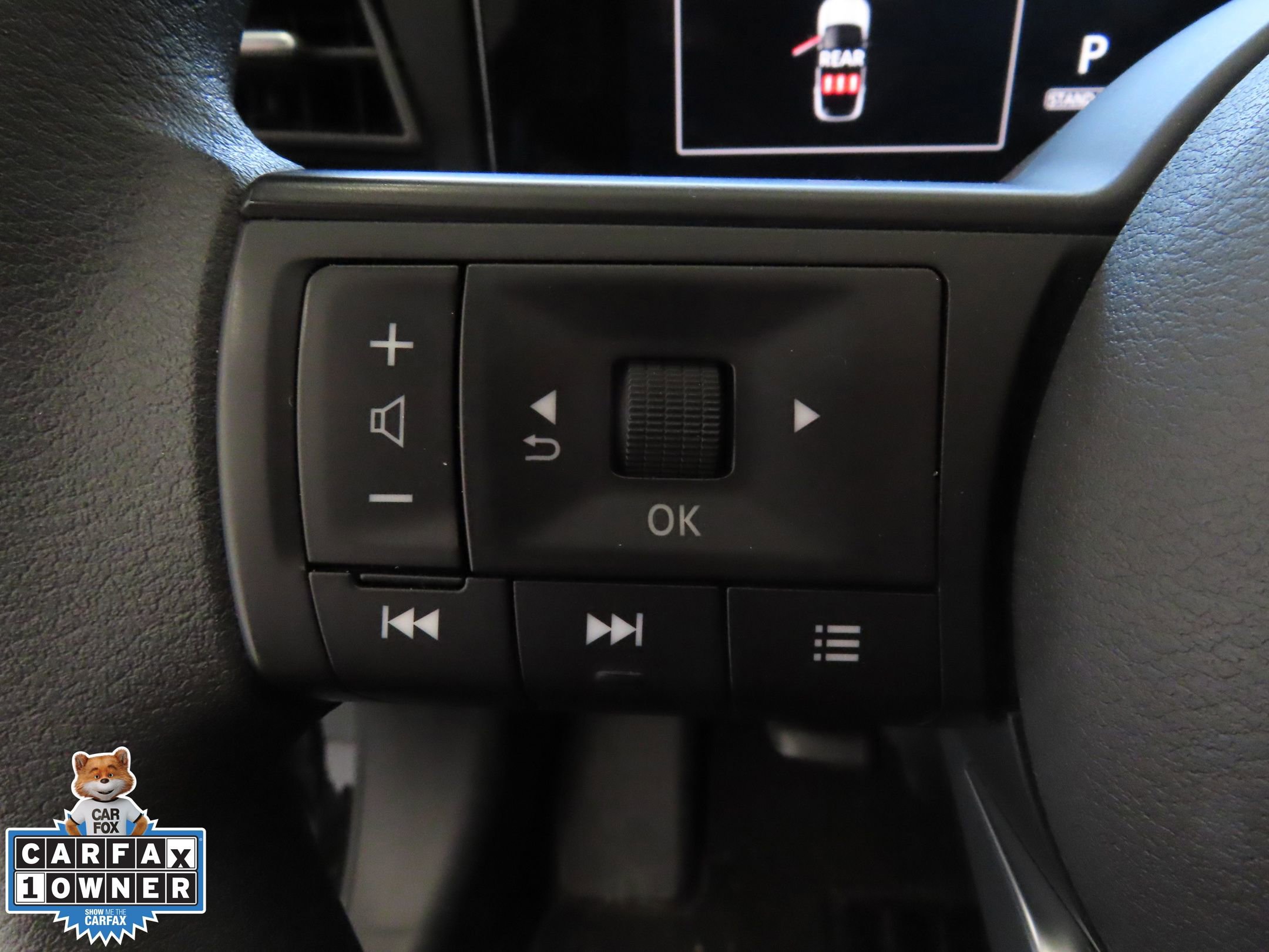 Used 2025 Nissan Kicks SV image 14