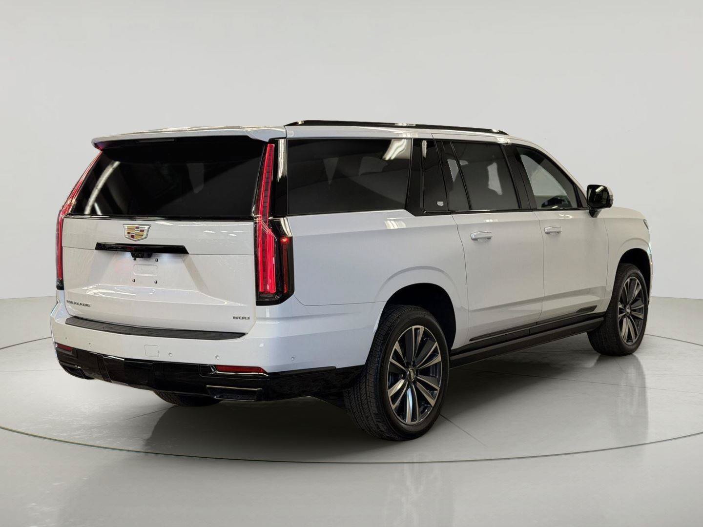 Used 2026 Cadillac Escalade ESV Sport AWD/4WD image 10