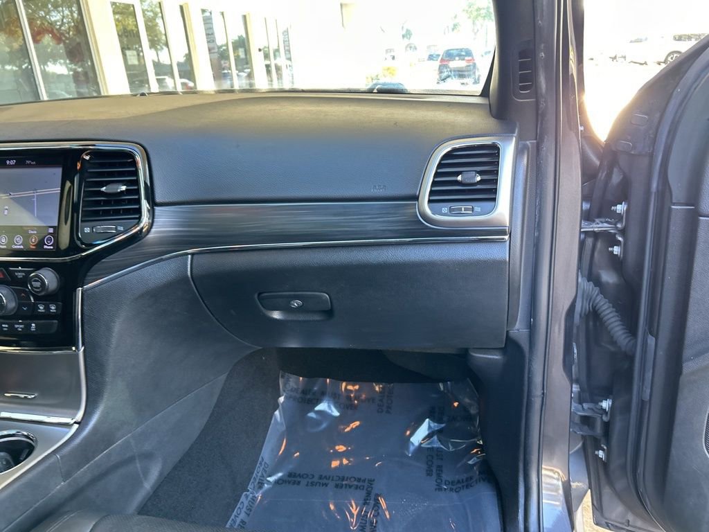 Used 2019 Jeep Grand Cherokee Limited w/ Luxury Group II image 25