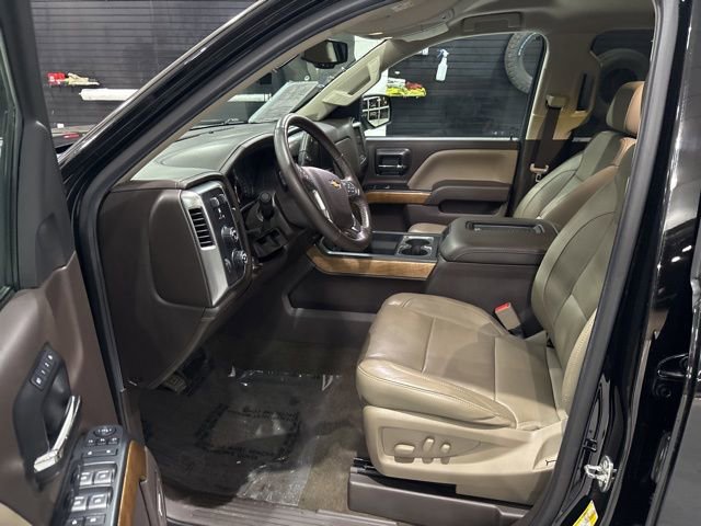 Used 2018 Chevrolet Silverado 1500 LTZ w/ LTZ Plus Package image 11