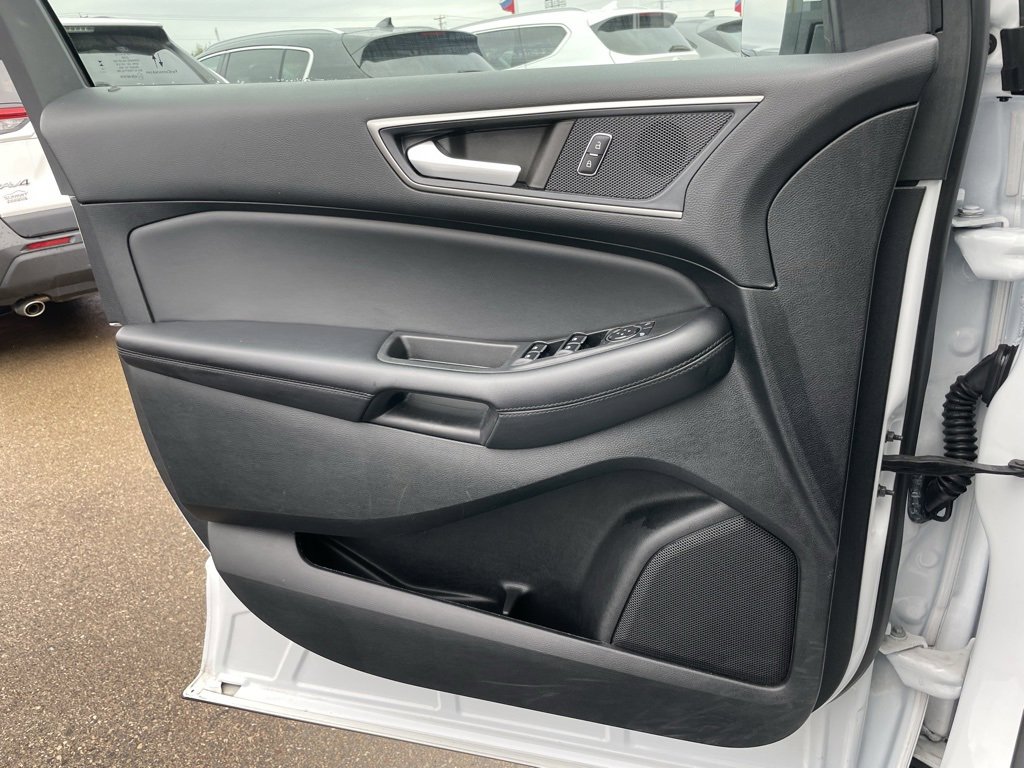 Used 2023 Ford Edge SEL image 51