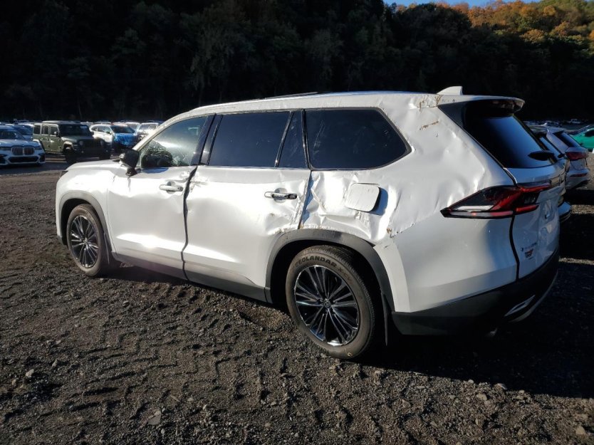 Used 2025 Toyota Grand Highlander AWD Hybrid image 3