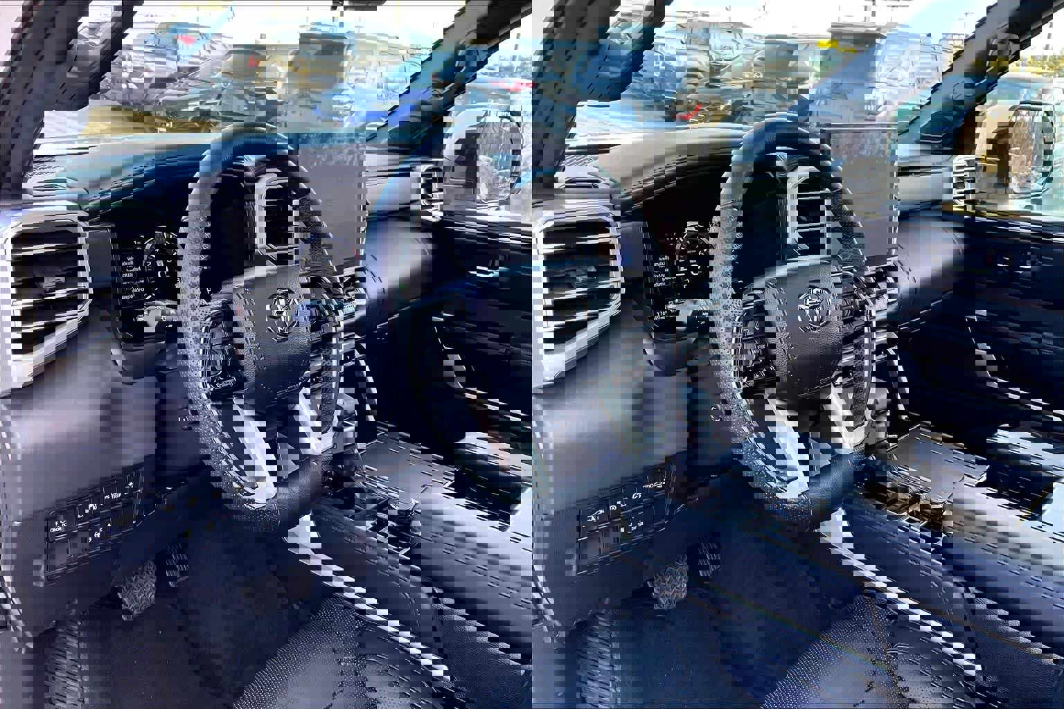 Certified 2025 Toyota Sequoia Platinum image 17