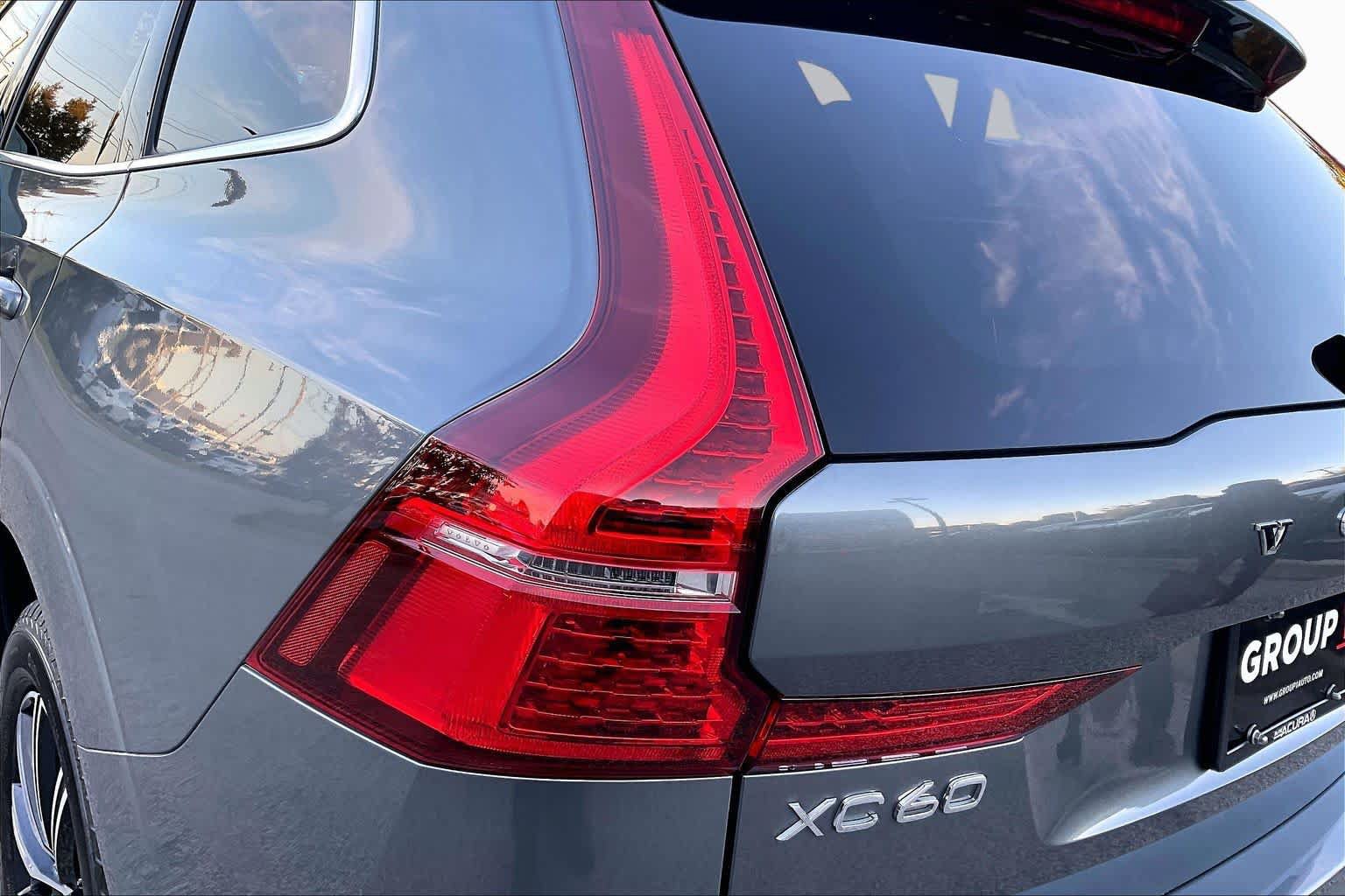 Used 2021 Volvo XC60 T5 Inscription w/ Protection Package AWD/4WD image 26