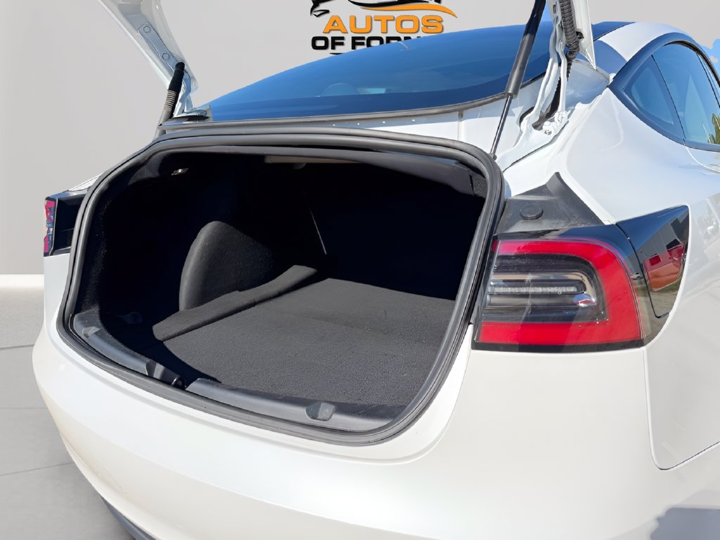 Used 2023 Tesla Model 3 Standard Range RWD image 8