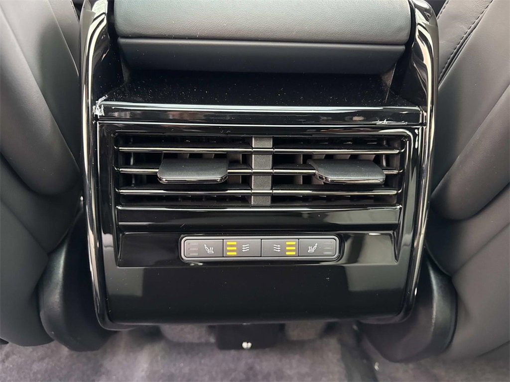 New 2026 Land Rover Range Rover Sport Dynamic SE image 16