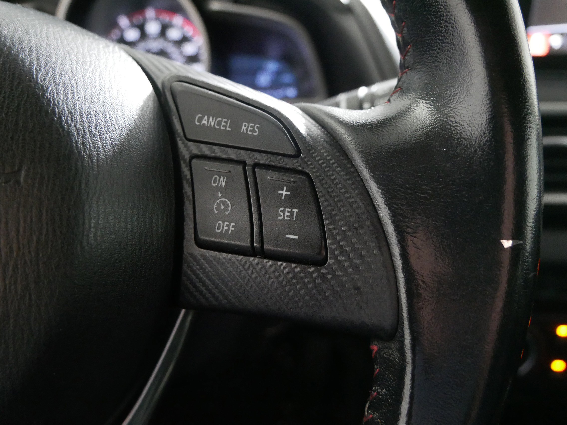 Used 2015 MAZDA MAZDA3 i Touring image 28