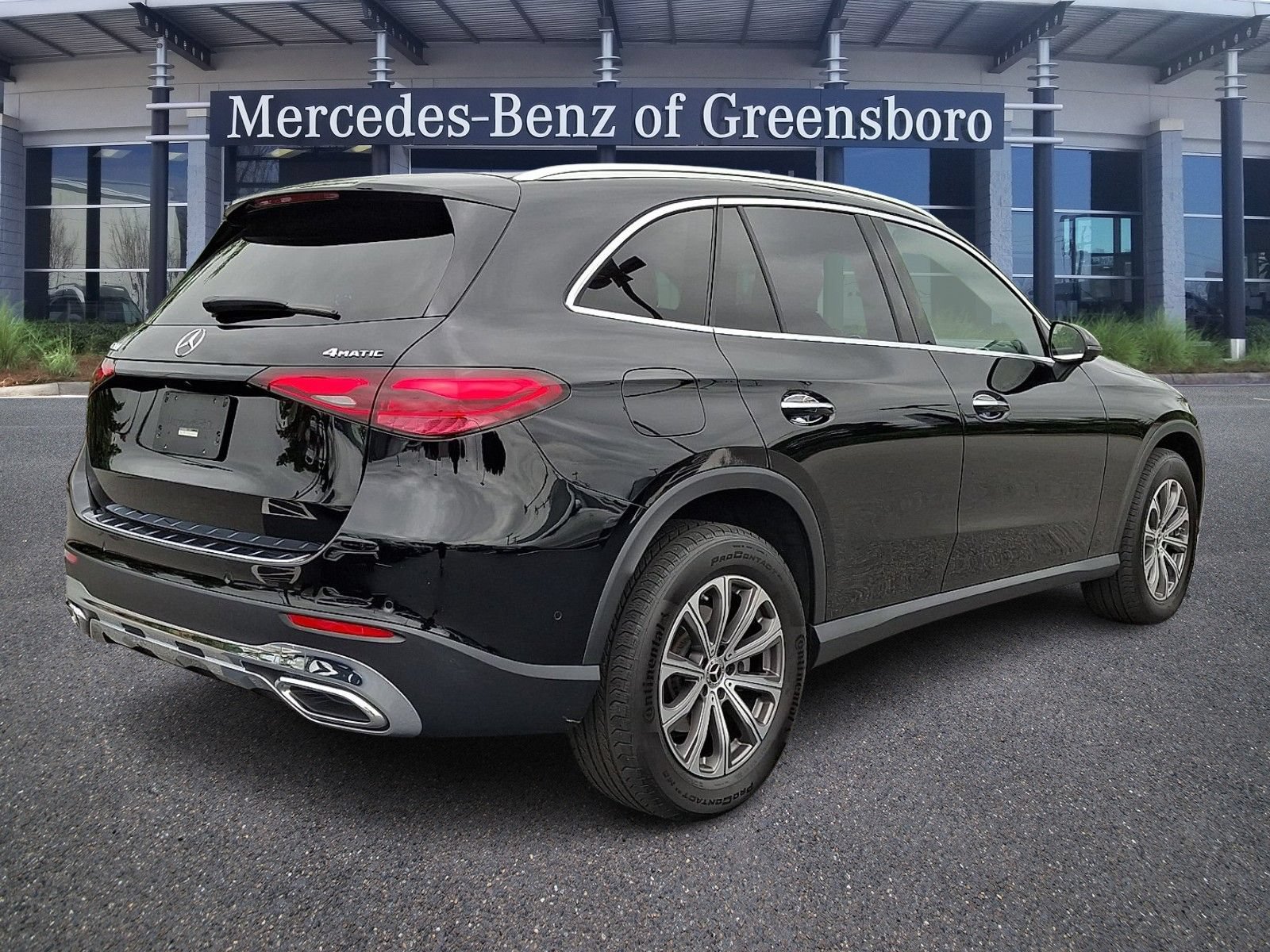 Used 2024 Mercedes-Benz GLC 300 4MATIC image 6