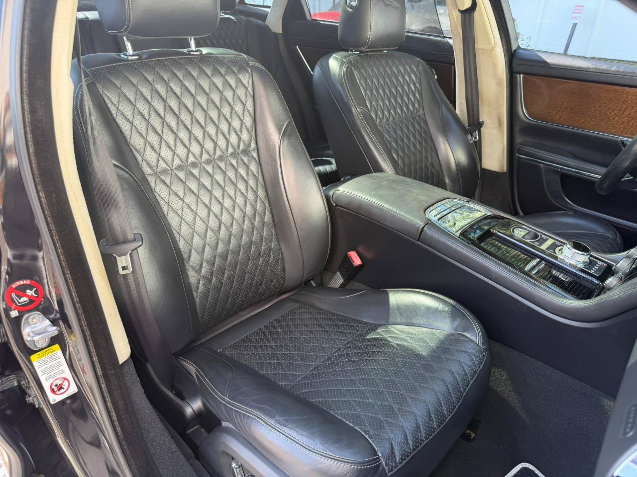 Used 2016 Jaguar XJ L Supercharged RWD image 48
