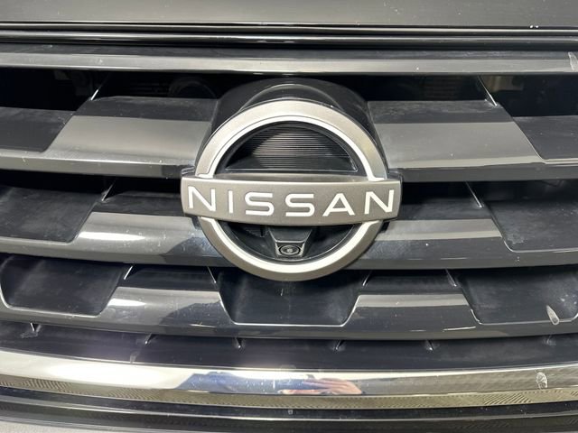 Used 2023 Nissan Armada Platinum w/ Captain's Chairs Package image 9