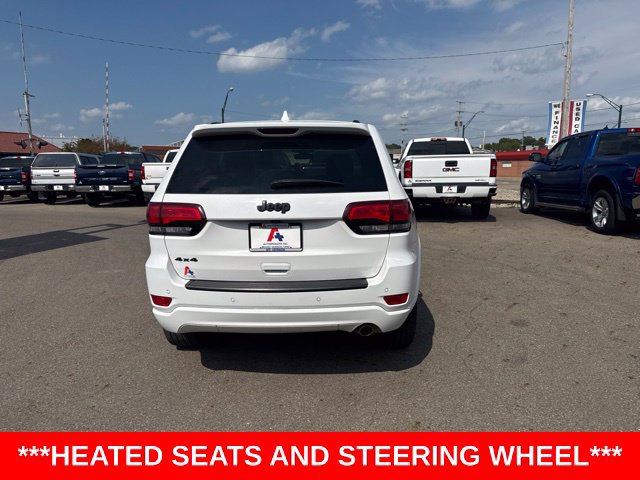 Used 2021 Jeep Grand Cherokee Laredo X AWD/4WD image 4
