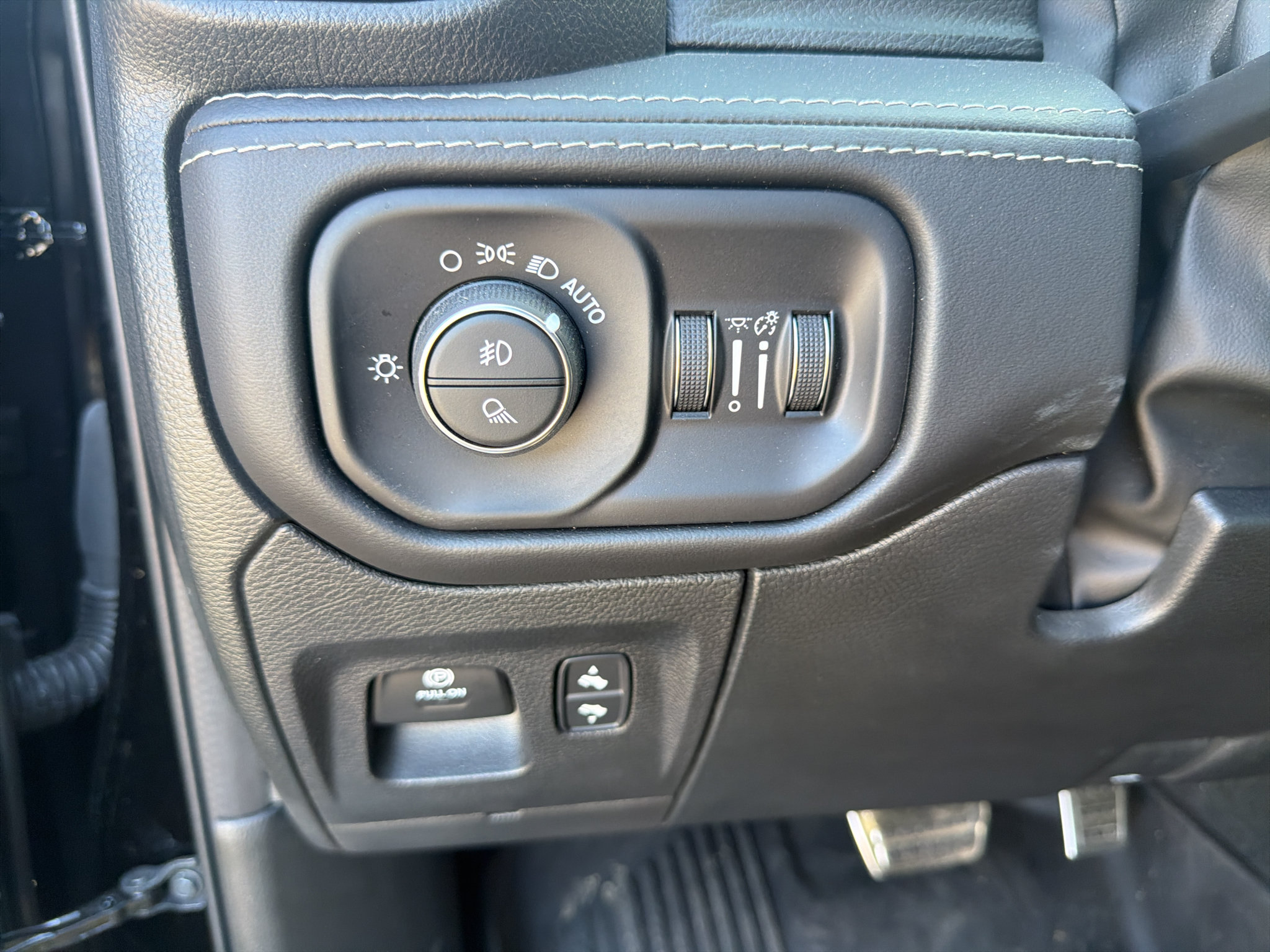 Used 2022 RAM 1500 TRX w/ TRX Level 2 Equipment Group AWD/4WD image 14