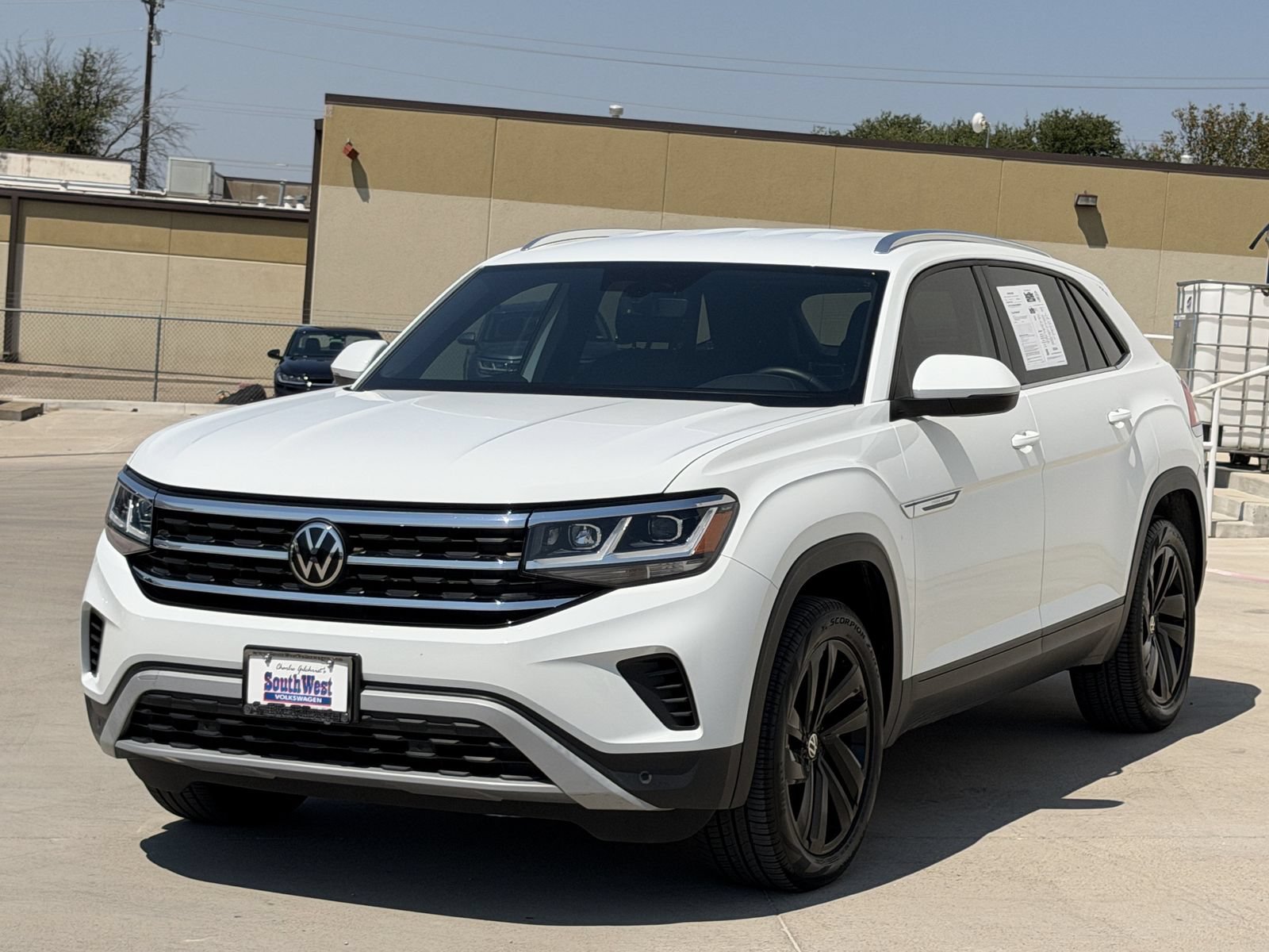 Used 2023 Volkswagen Atlas Cross Sport SE w/ Black Wheel Package FWD image 8