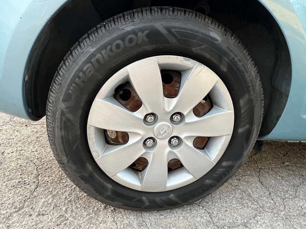 Used 2008 Hyundai Accent GS FWD image 22