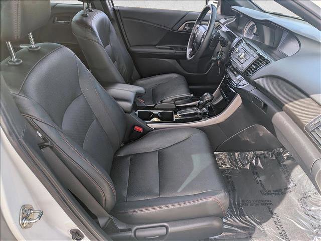 Used 2017 Honda Accord Sport Special Edition image 20