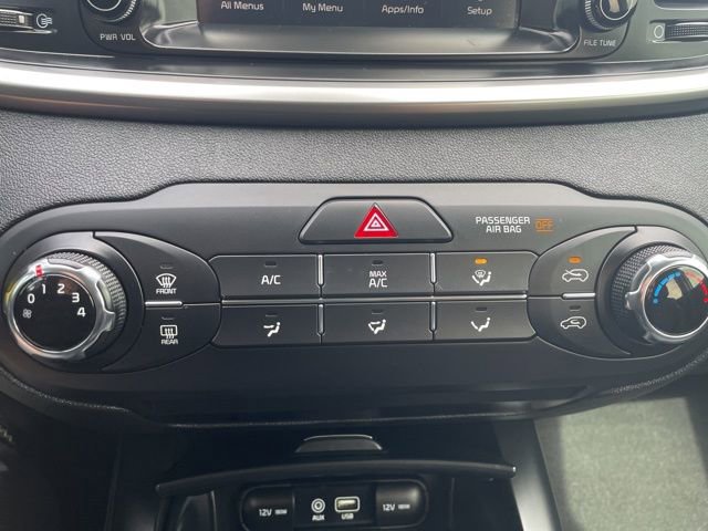 Used 2020 Kia Sorento L image 26