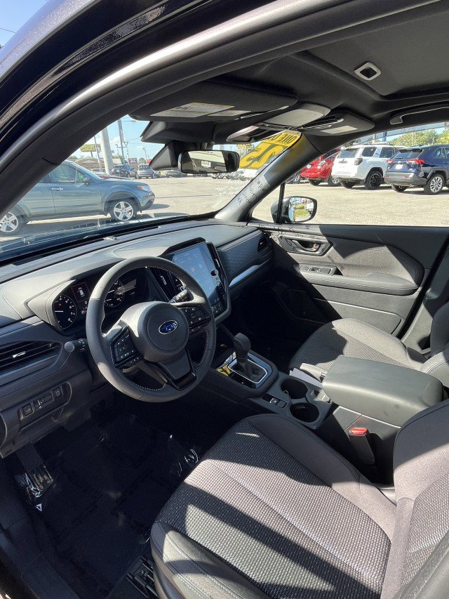 Used 2025 Subaru Forester Premium image 16