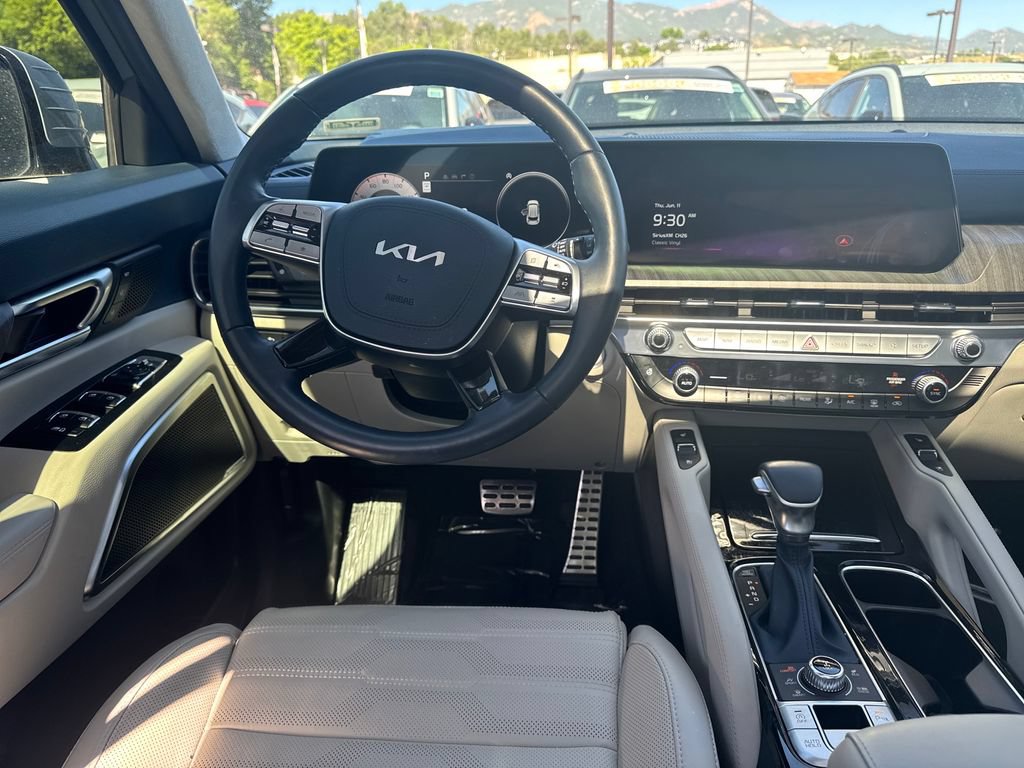 Used 2025 Kia Telluride SX Prestige AWD/4WD image 25