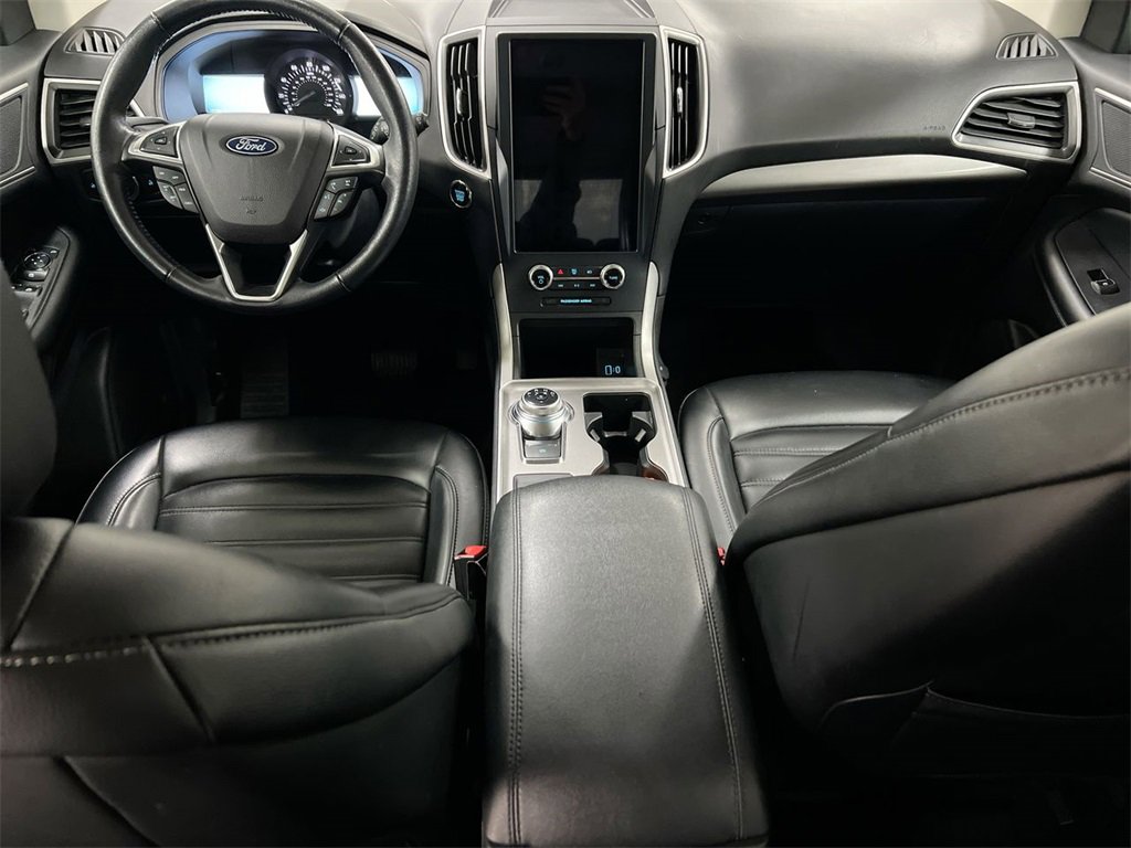 Used 2023 Ford Edge SEL image 10