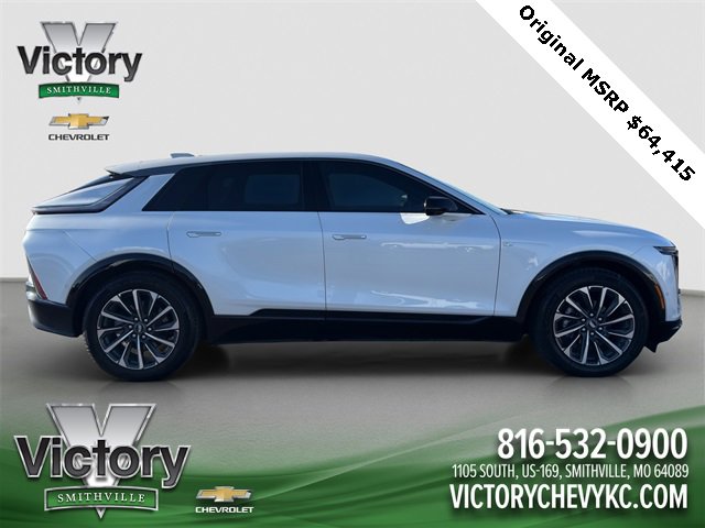 Used 2024 Cadillac Lyriq Sport image 7