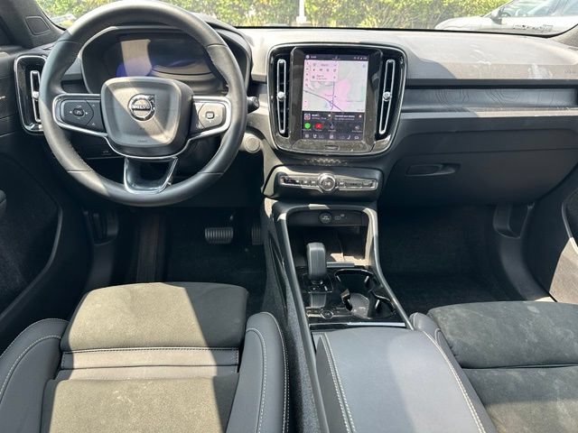 Used 2023 Volvo XC40 Recharge Ultimate w/ Protection Package Premier AWD/4WD image 17