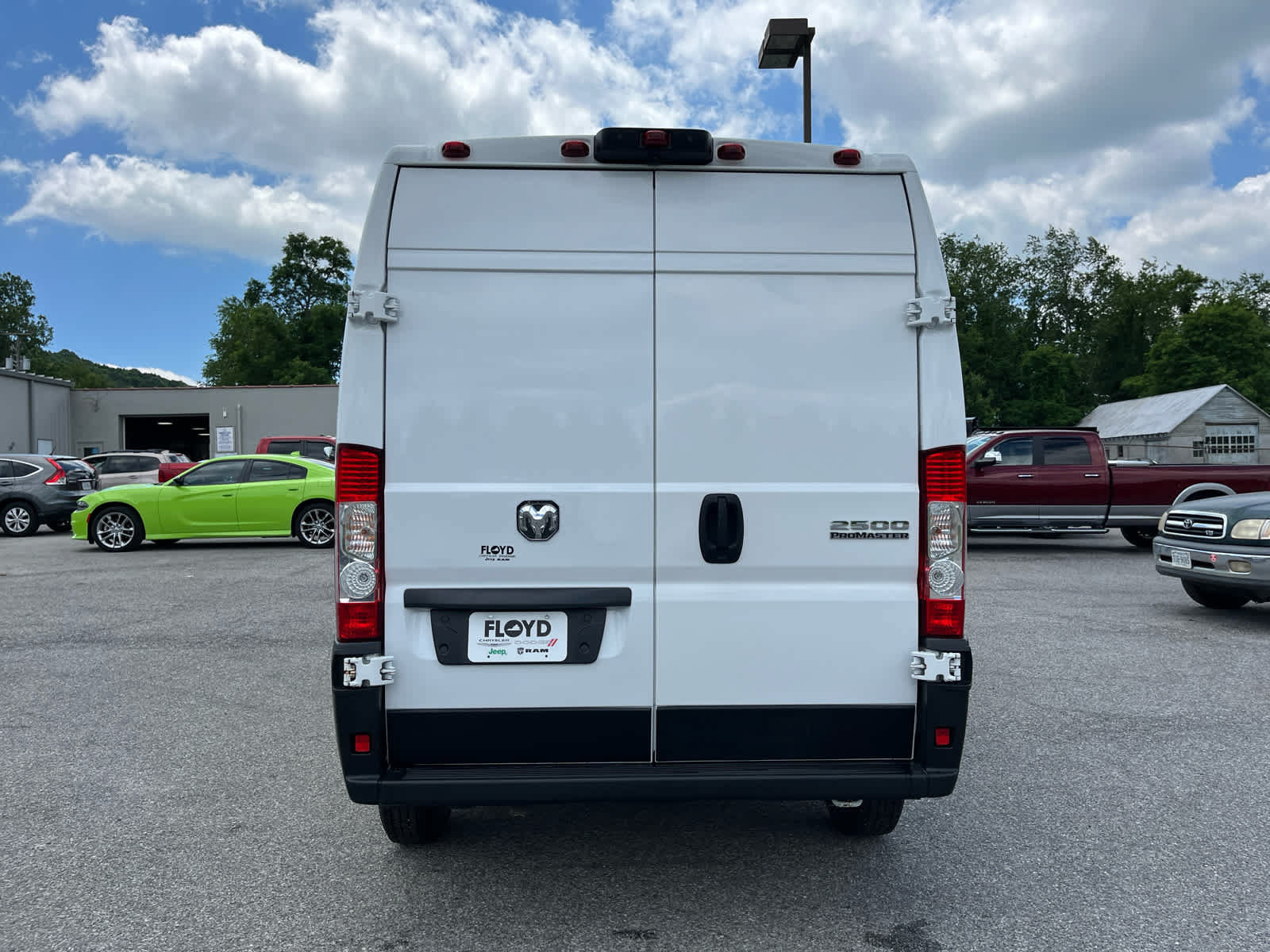 Used 2023 RAM ProMaster 2500 FWD image 4
