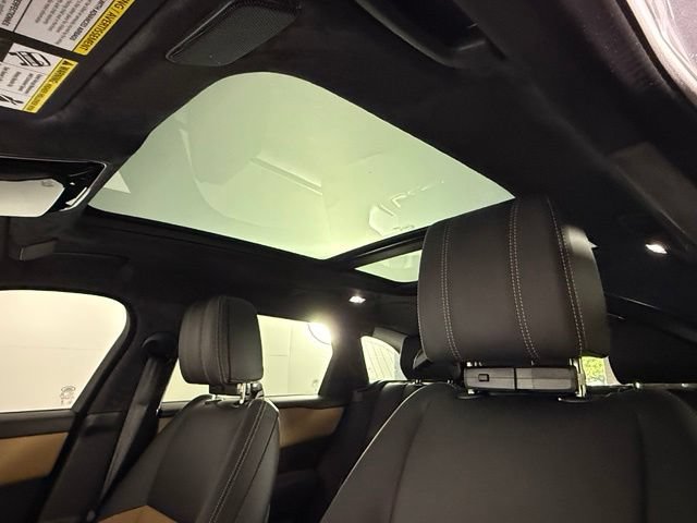 New 2026 Land Rover Range Rover Velar Autobiography AWD/4WD image 24