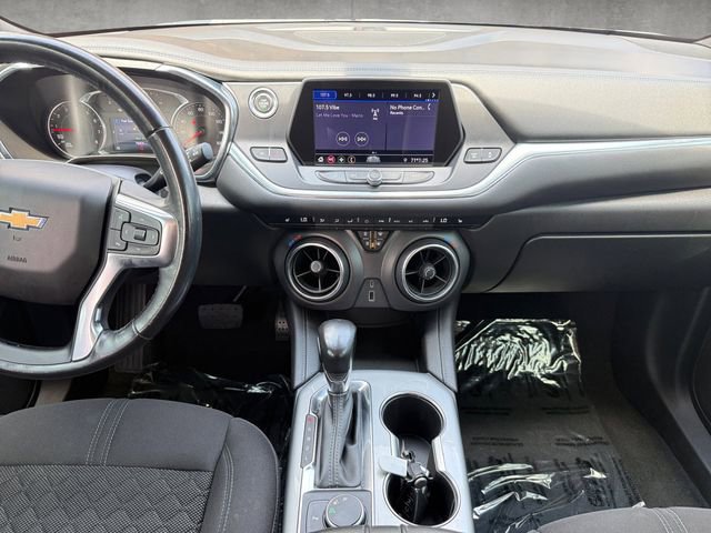 Used 2020 Chevrolet Blazer LT image 3