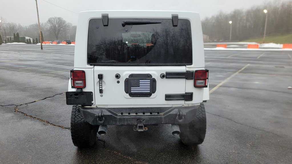 Used 2015 Jeep Wrangler Unlimited Sahara image 10