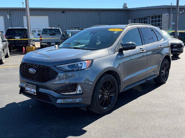 Certified 2023 Ford Edge ST-Line w/ Class II Trailer Tow Package AWD/4WD image 2
