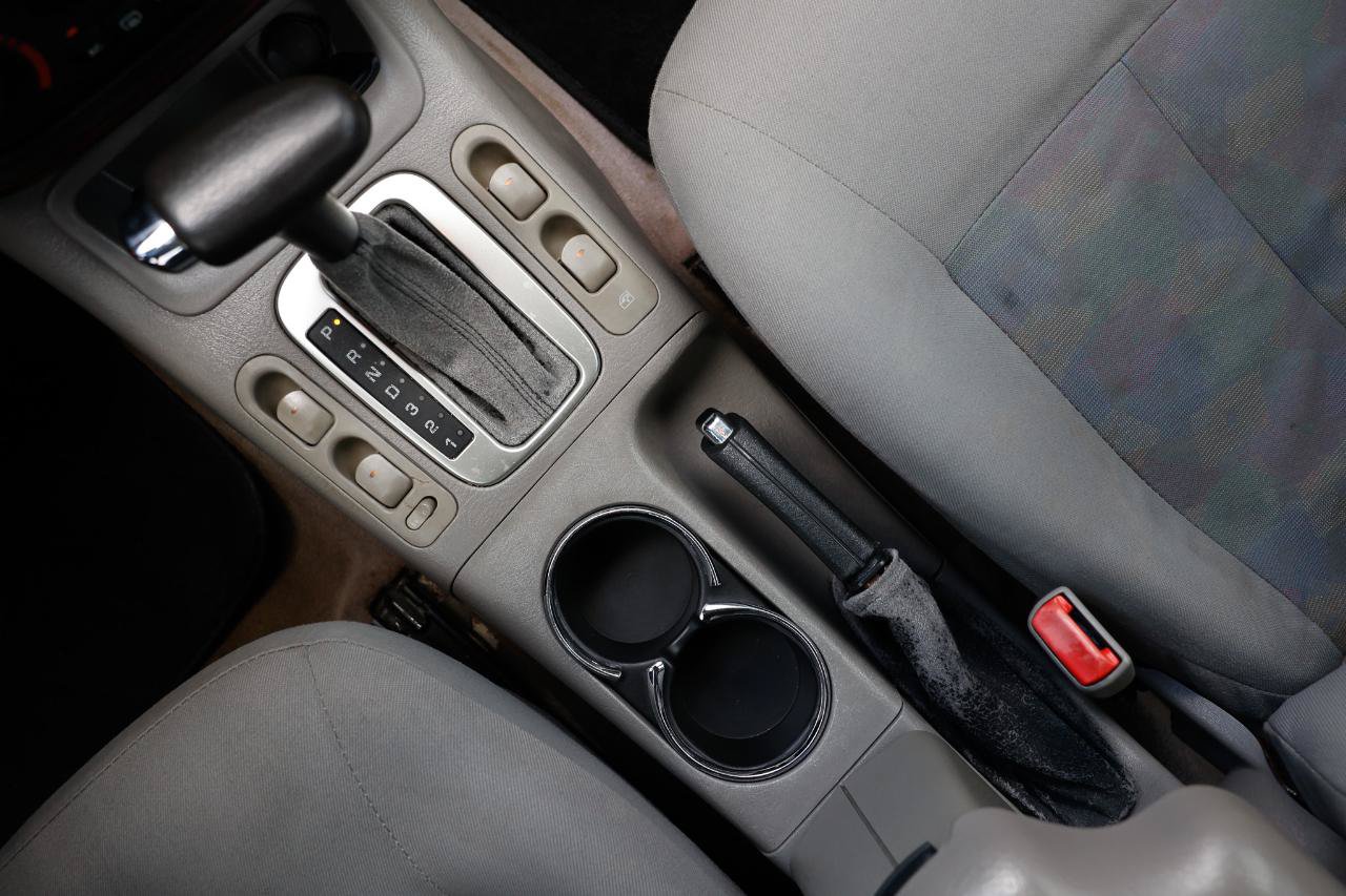 Used 2003 Saturn L-Series L200 w/ Audio Pkg I FWD image 35