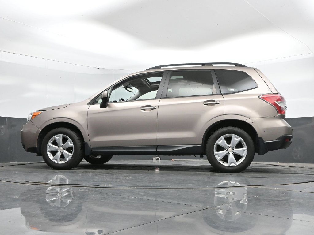 Used 2016 Subaru Forester 2.5i Premium AWD/4WD image 44