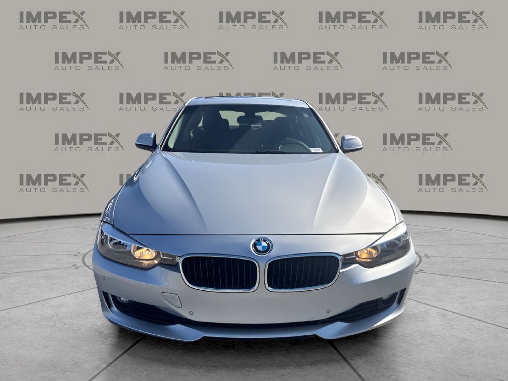 Used 2015 BMW 320i Sedan RWD image 8