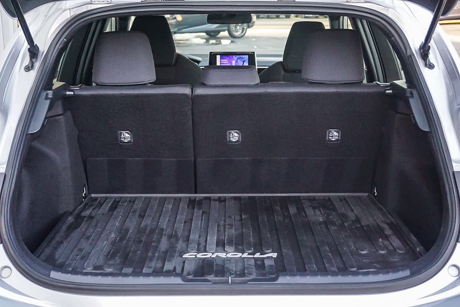 Used 2024 Toyota Corolla SE image 26