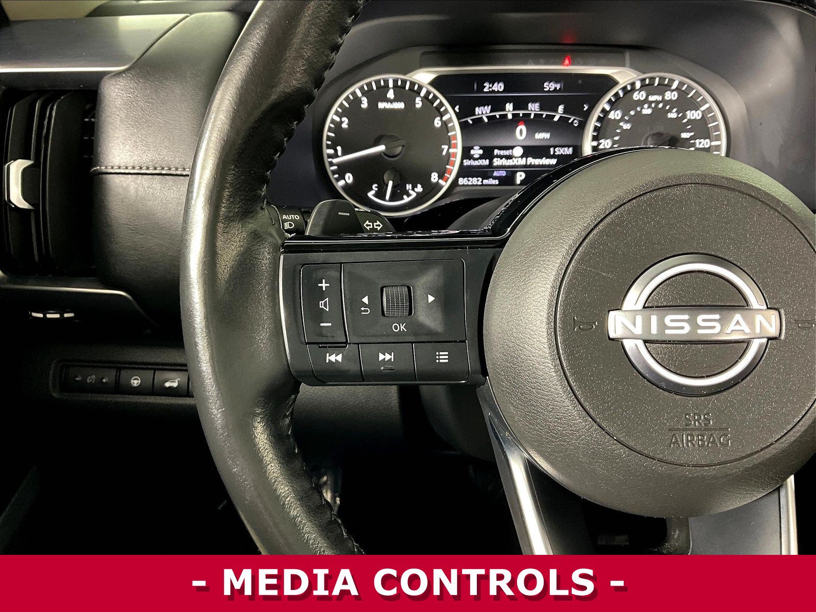 Used 2024 Nissan Pathfinder SL AWD/4WD image 11