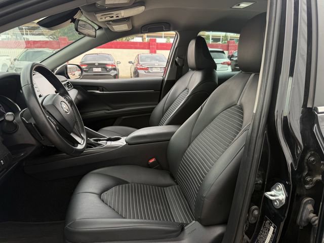 Used 2022 Toyota Camry SE FWD image 23
