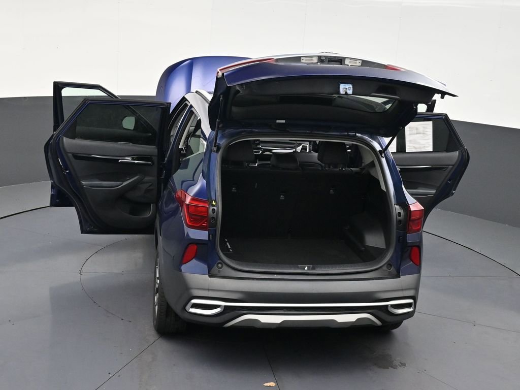 Used 2021 Kia Seltos EX image 32