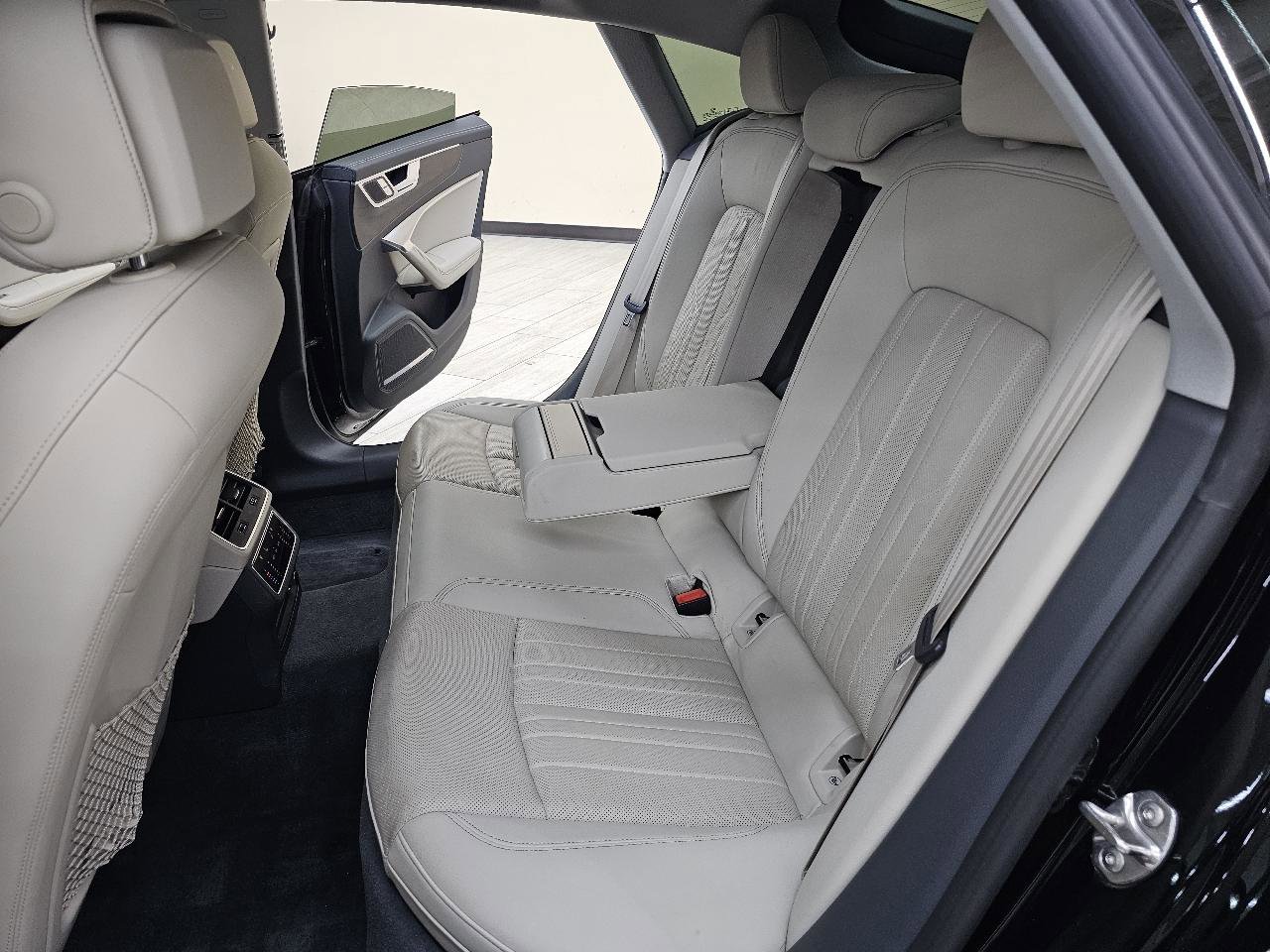 Used 2019 Audi A7 3.0T Premium Plus w/ Premium Plus Package image 27