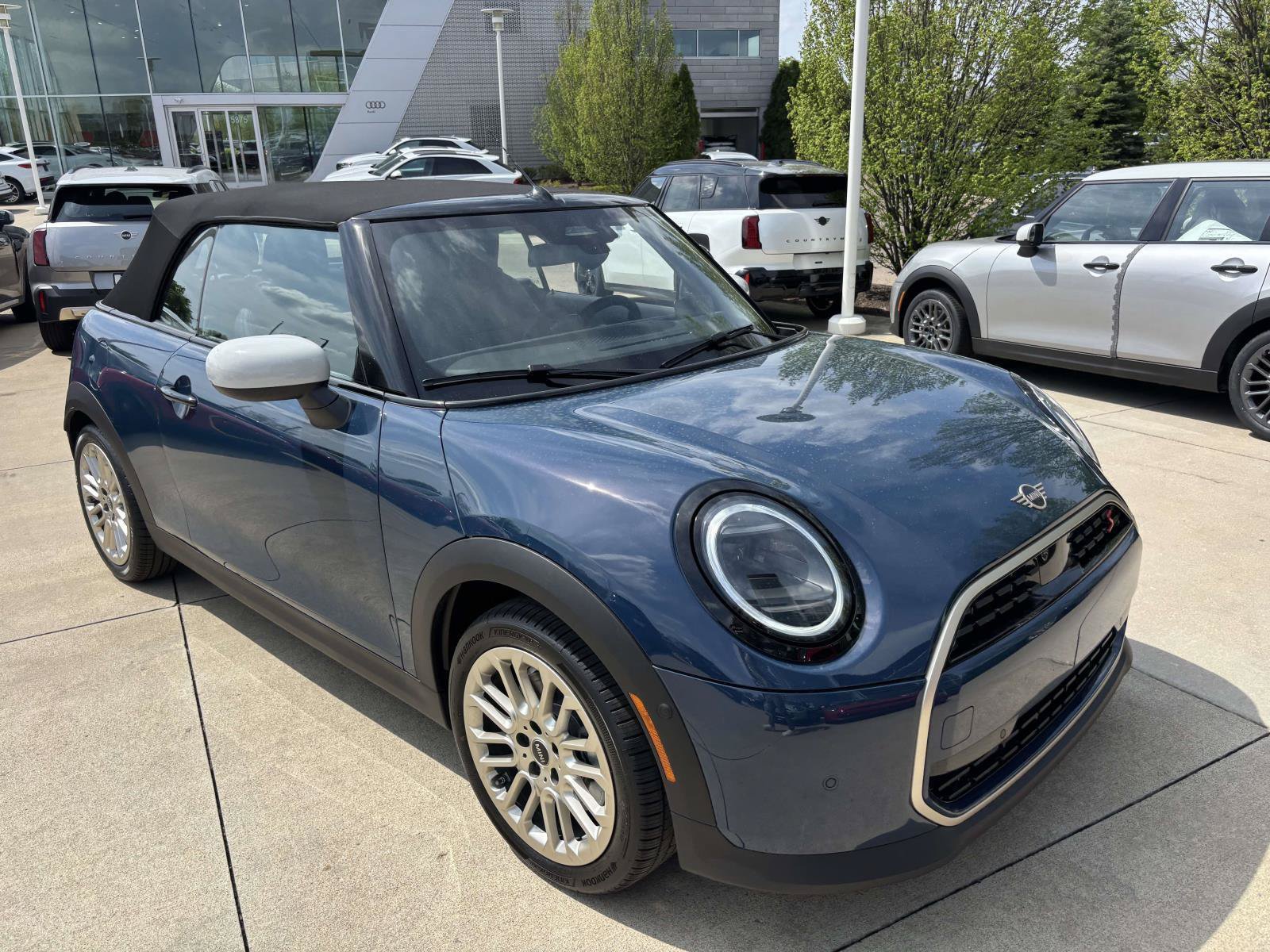 New 2026 MINI Cooper S FWD image 3