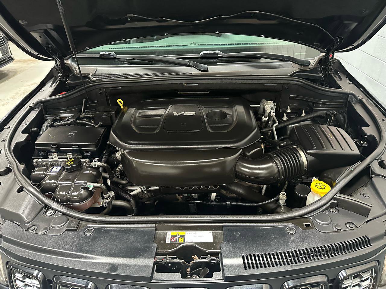 Used 2019 Jeep Grand Cherokee Altitude image 22