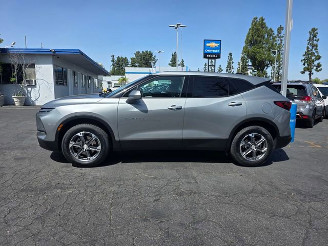 Used 2025 Chevrolet Blazer LT image 4