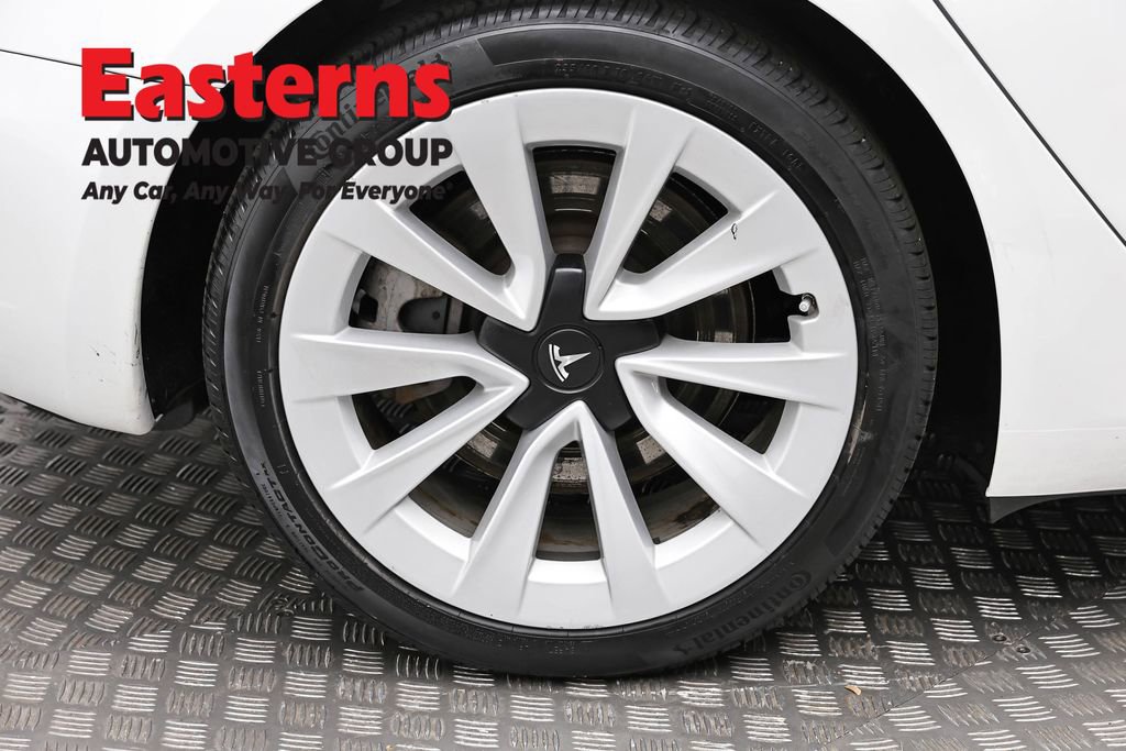 Used 2023 Tesla Model 3 Standard Range image 25