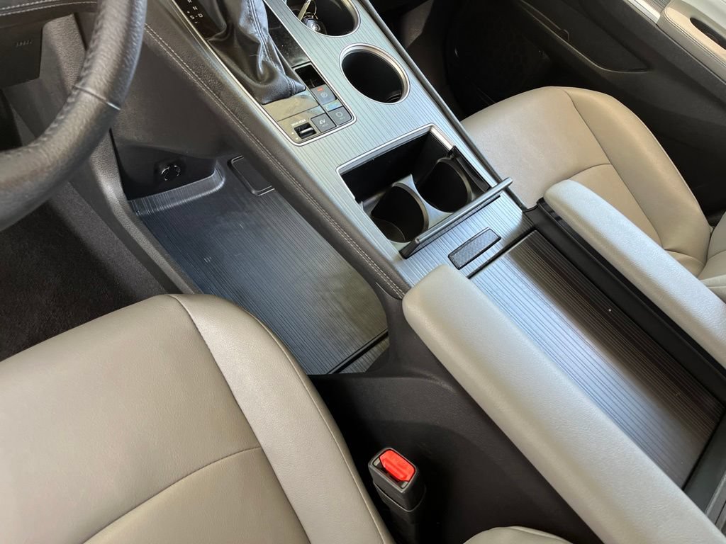 Used 2025 Toyota Sienna XLE FWD image 20
