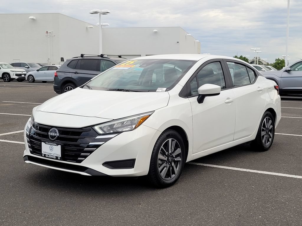 Used 2025 Nissan Versa SV FWD image 10