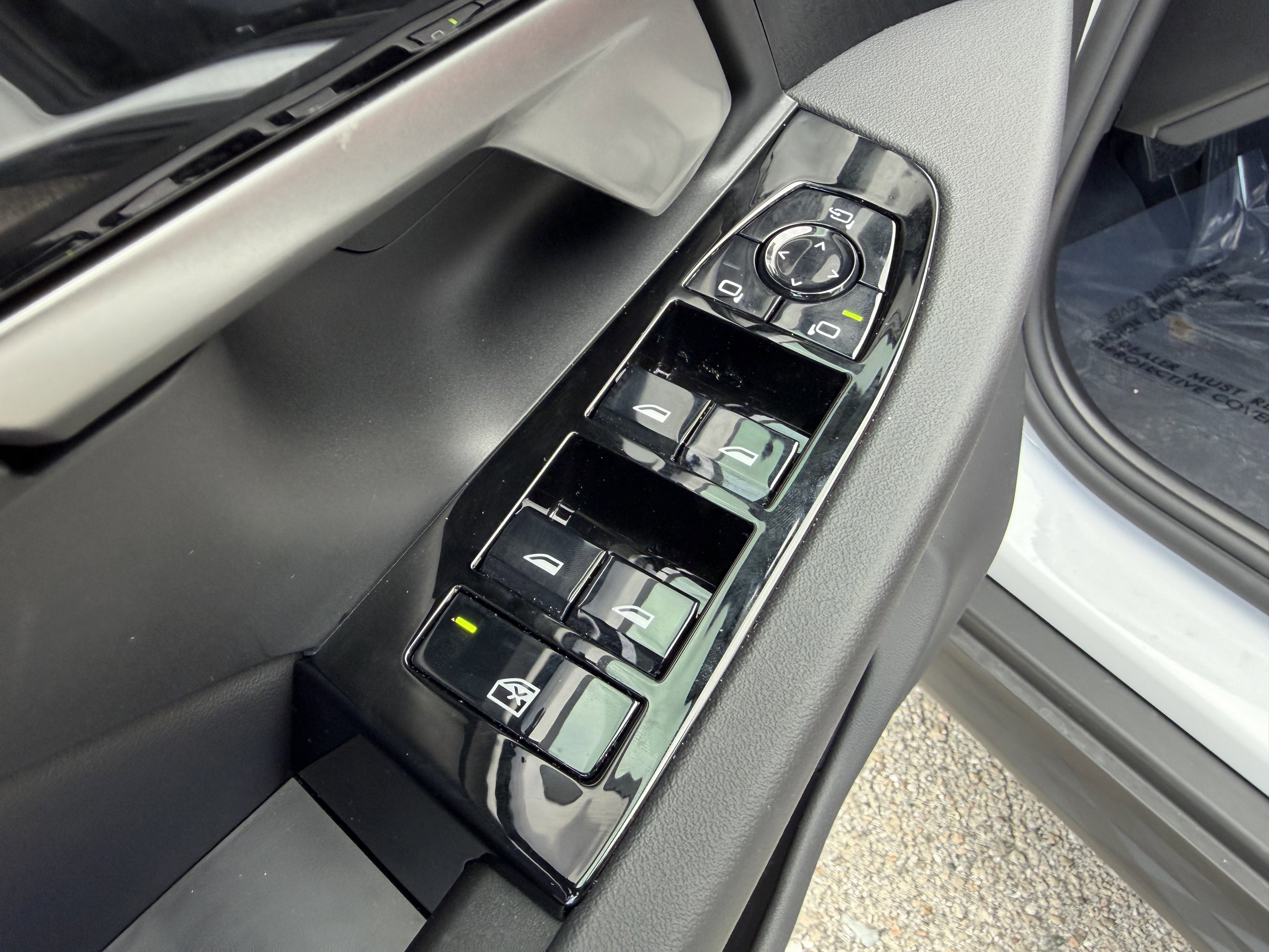 Used 2026 BMW 530i w/ Premium Package image 24