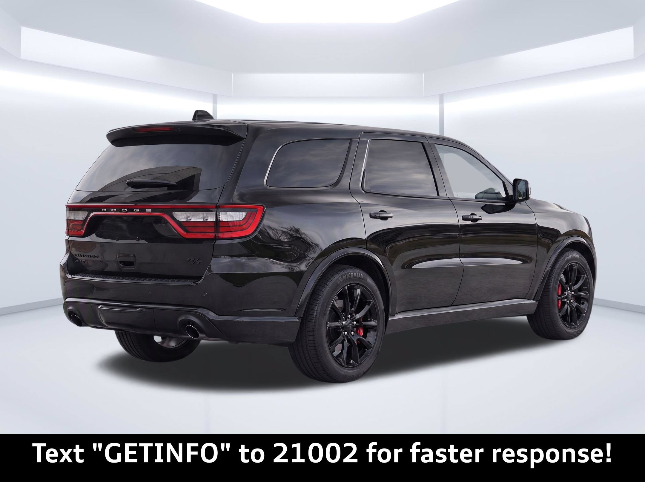 Used 2017 Dodge Durango R/T w/ Trailer Tow Group IV AWD/4WD image 4