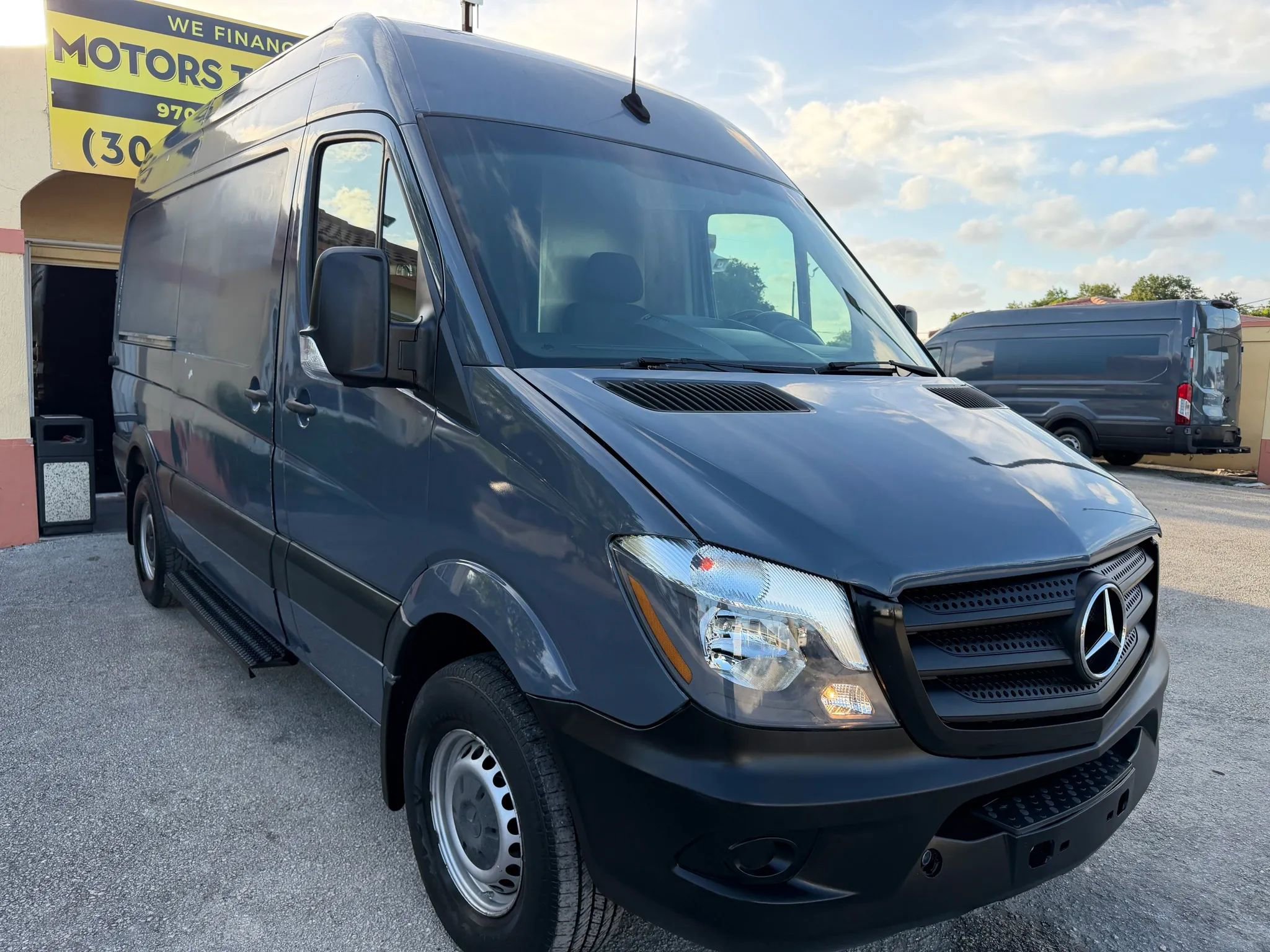 Used 2018 Mercedes-Benz Sprinter 2500 image 8