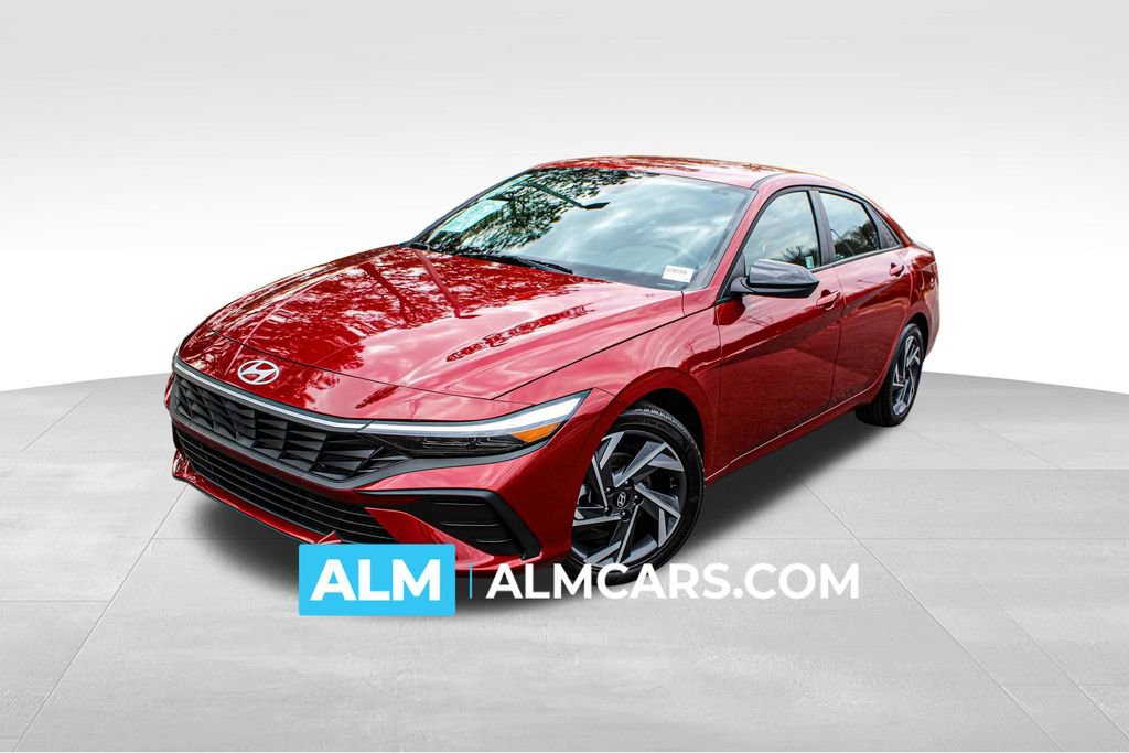 Used 2025 Hyundai Elantra Sport image 1