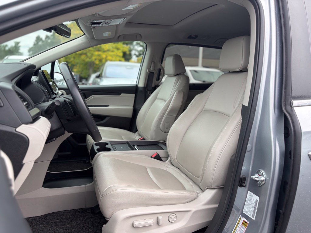 Used 2025 Honda Odyssey EX-L image 23