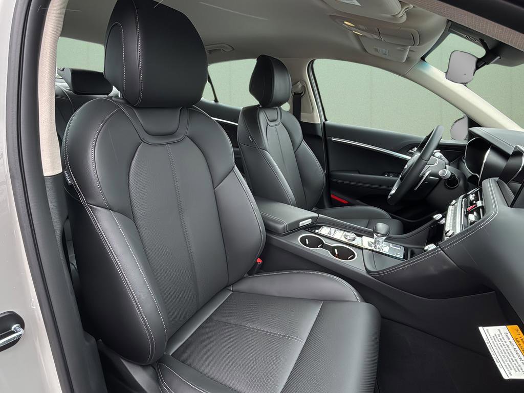 Certified 2026 Genesis G70 2.5T image 38